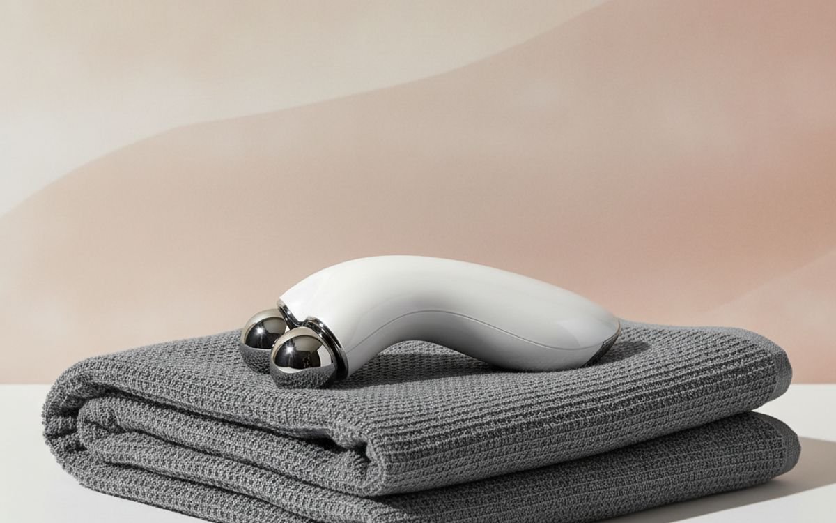 NuFace Trinity Facial Toning Device